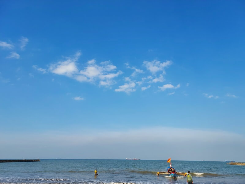 Dermaga Teluk Penyu: Heartbeat of Cilacap's Coast